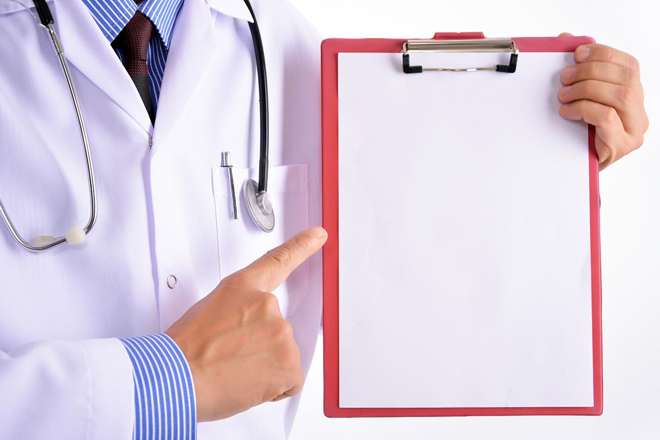 Doctor-Vasectomy-Risks-Benefits.jpg